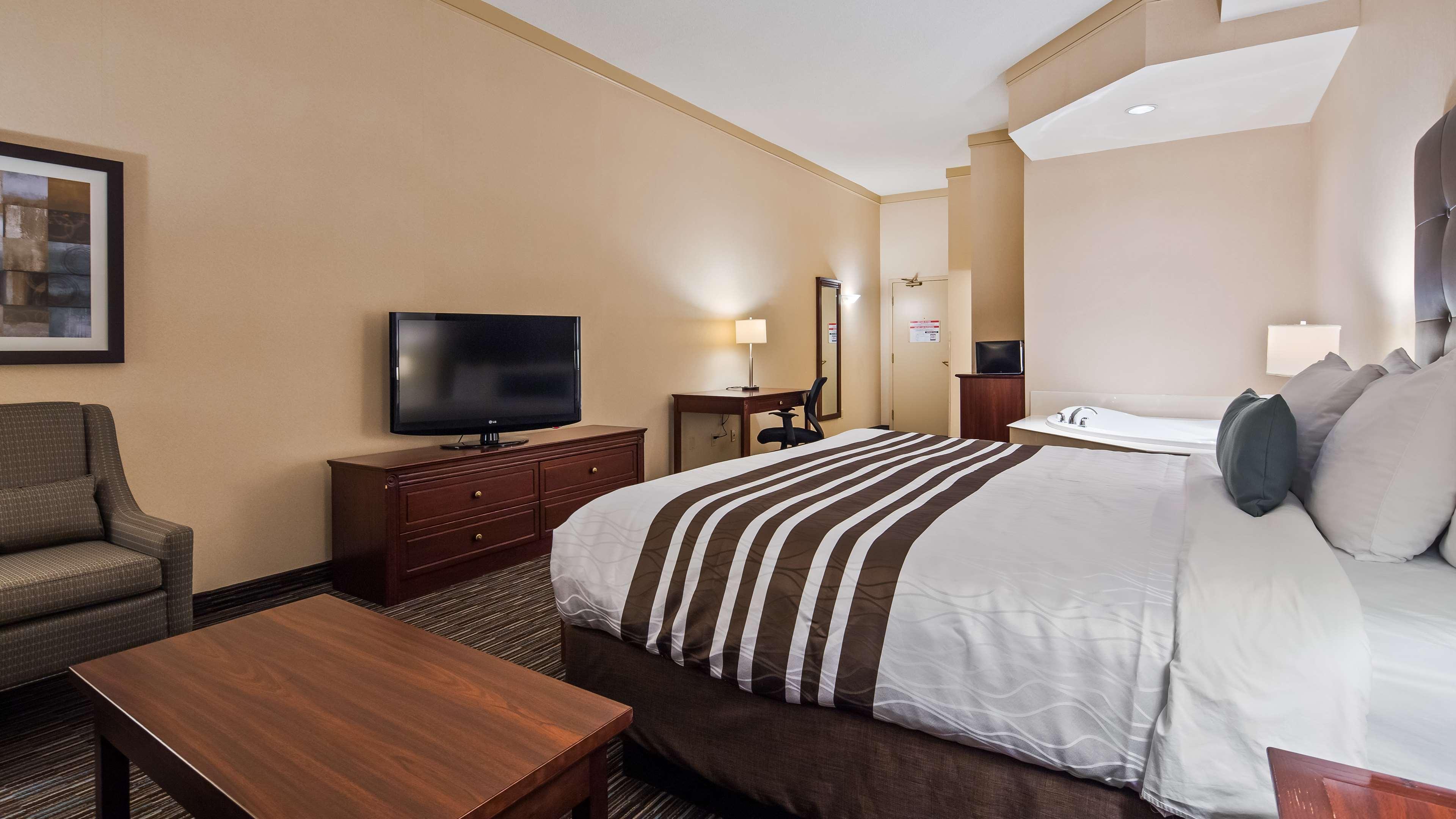 Best Western Brantford Hotel And Conference Centre Extérieur photo