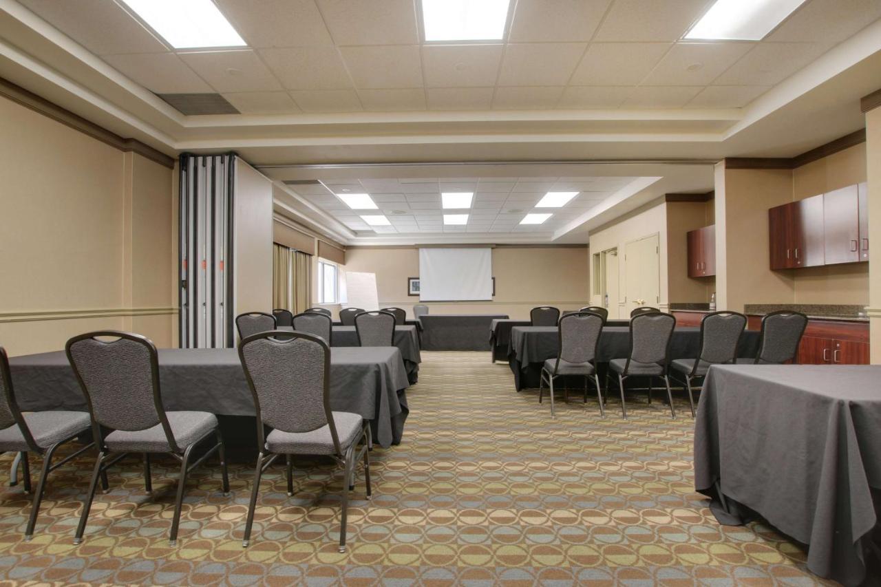 Best Western Brantford Hotel And Conference Centre Extérieur photo