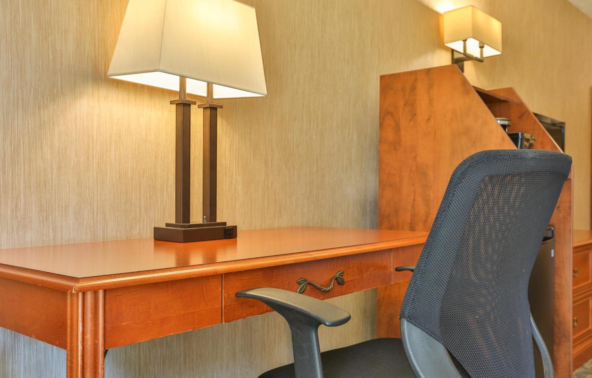 Best Western Brantford Hotel And Conference Centre Extérieur photo